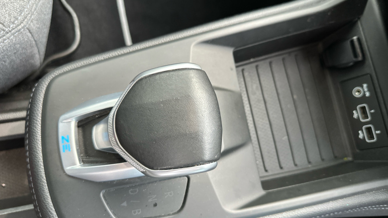 Renault Zoe 80kW S Edition R110 50kWh Rapid Charge 5dr Auto Electric Hatchback